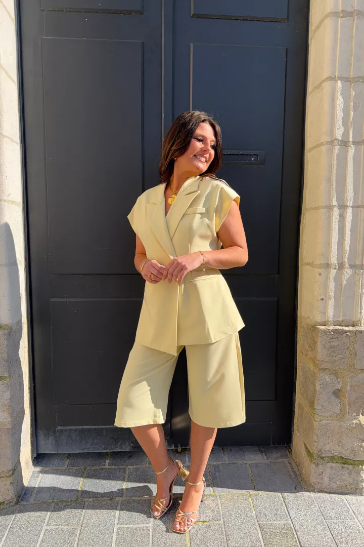 Bermuda Capri Jaune