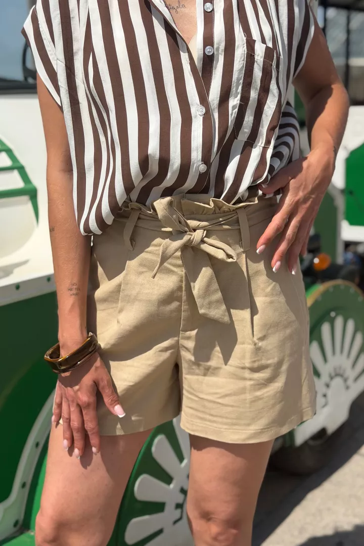 Short Monica camel